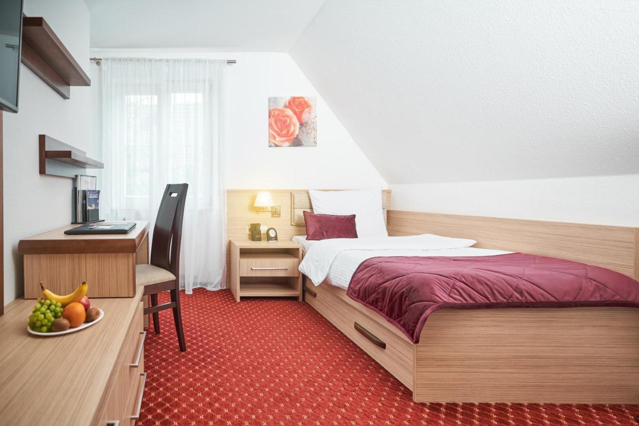 Business 3* Stuttgart