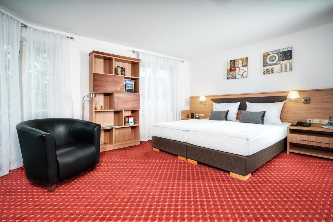 Hotel Business